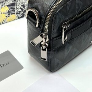 Сумка Dior Safari Messenger