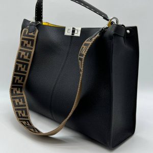 Сумка Fendi Peekaboo