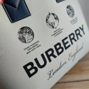 Сумка Burberry