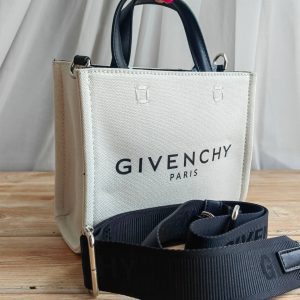 Сумка Givenchy Mini G-Tote