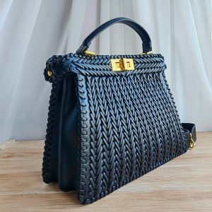 Сумка Fendi Peekaboo Iseeu