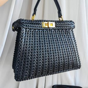 Сумка Fendi Peekaboo Iseeu