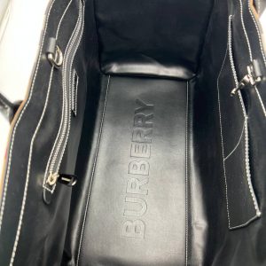 Сумка Burberry