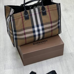 Сумка Burberry