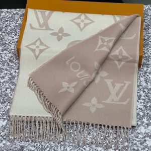 Шарф Louis Vuitton Essential