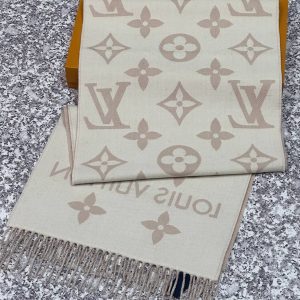 Шарф Louis Vuitton Essential