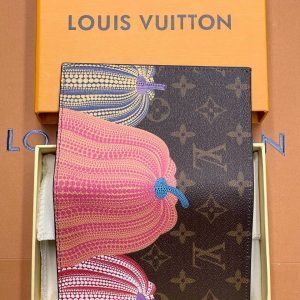 Обложка на паспорт Louis Vuitton