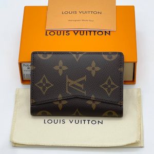 Визитница Louis Vuitton