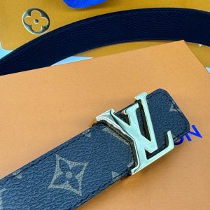 Двухсторонний ремень Louis Vuitton Initiales