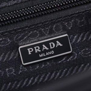 Сумка Prada