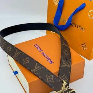 Двухсторонний ремень Louis Vuitton Initiales