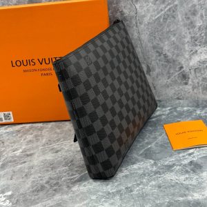 Клатч Louis Vuitton Voyage