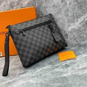 Клатч Louis Vuitton Voyage