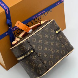 Косметичка Louis Vuitton Nice BB