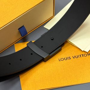 Ремень Louis Vuitton Initials