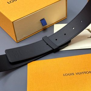 Ремень Louis Vuitton Initials