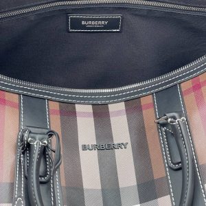 Сумка Burberry