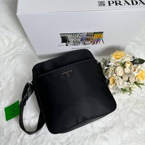 Сумка Prada