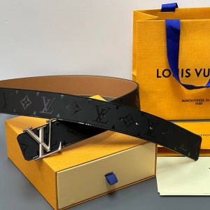 Ремень Louis Vuitton Initiales