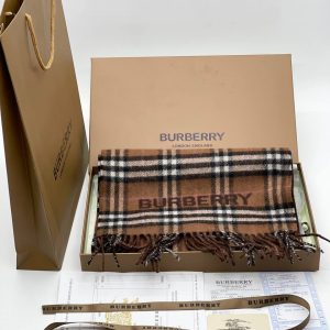 Шарф Burberry