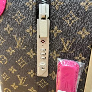 Чемодан Louis Vuitton