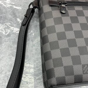 Клатч Louis Vuitton Voyage