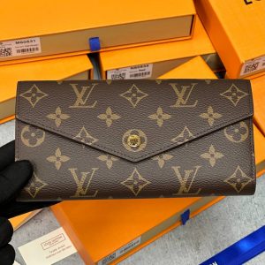 Кошелек Louis Vuitton Sarah