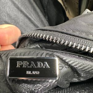 Сумка Prada