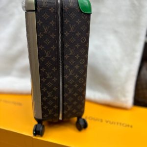 Чемодан Louis Vuitton