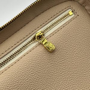 Косметичка Louis Vuitton Nice BB