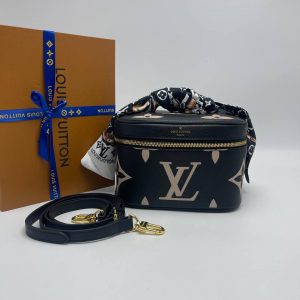 Косметичка Louis Vuitton Nice BB