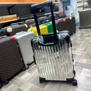 Чемодан Rimowa