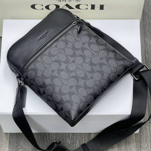 Сумка планшет Coach