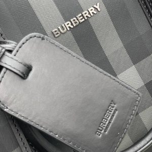 Сумка Burberry