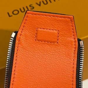 Косметичка Louis Vuitton Dopp Kit