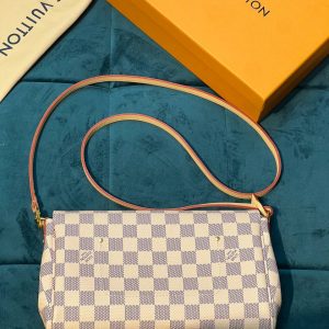 Сумка Louis Vuitton Favorite