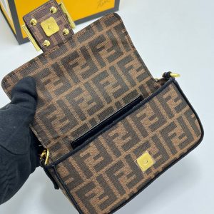 Сумка Fendi Baguette