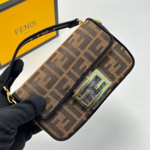 Сумка Fendi Baguette