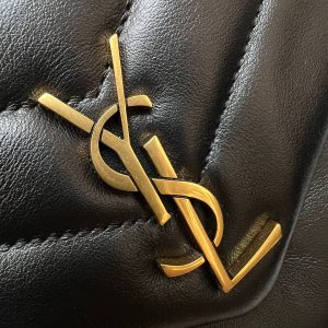 Сумка Yves Saint Laurent Lou Lou Toy