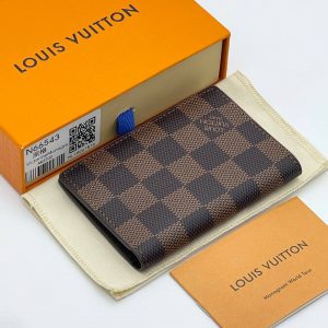 Визитница Louis Vuitton