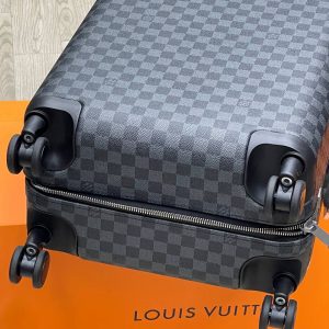 Чемодан Louis Vuitton