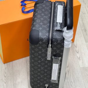 Чемодан Louis Vuitton