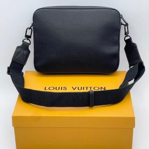 Сумка Louis Vuitton Мессенджер Fastline