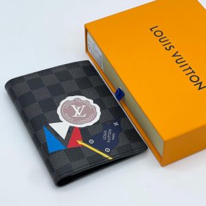 Обложка на паспорт Louis Vuitton