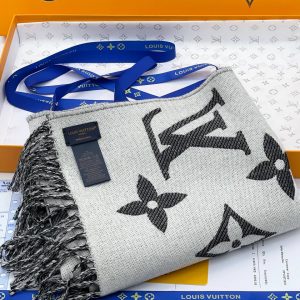 Шарф Louis Vuitton Essential