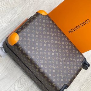 Чемодан Louis Vuitton