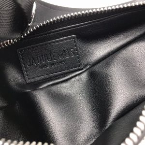 Сумка Jacquemus & Nike Swoosh Bag