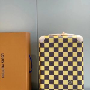 Чемодан Louis Vuitton