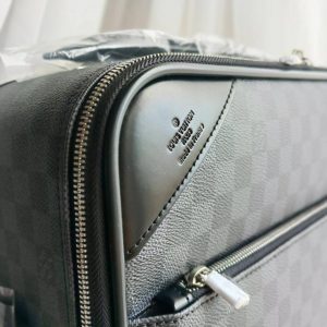 Чемодан Louis Vuitton Legere 50