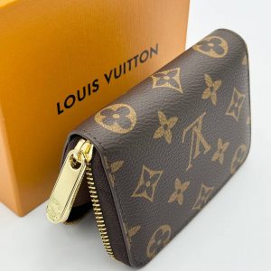 Кошелек Louis Vuitton